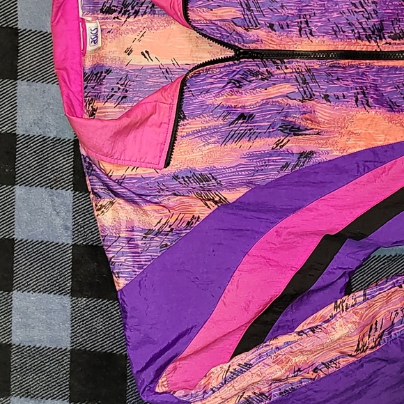 Vintage. Made in USA. ASICS. Full-zip windbreaker. Like-new. Women's Large - Picture 5 of 16